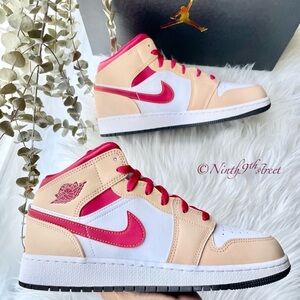 Nike Air Jordan 1 Mid White Onyx Light Curry White W8 Y6.5 M6.5